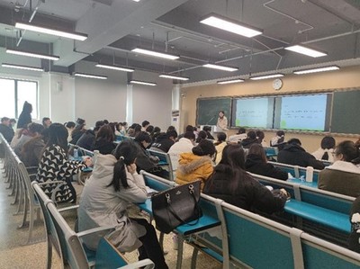 教育学院本科生开学第一课:逐梦扬帆 共启新程
